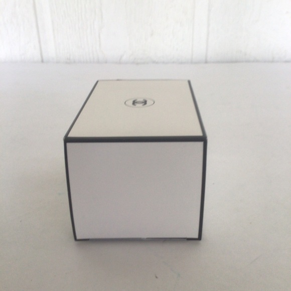 EMPTY CHANEL NO. 5 SOAP BOX - Picture 4 of 7